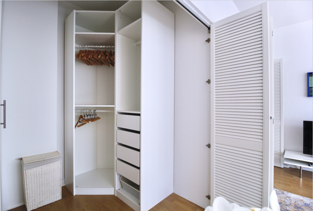 Schrank
